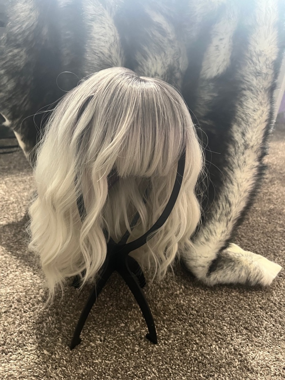 Soft Wavy Blonde Ombre Synthetic Wig with Bangs - Women Hair